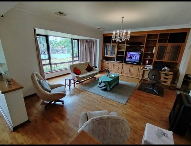 6 BEDROOM HOUSE FOR SALE IN HERRWOOD PARK